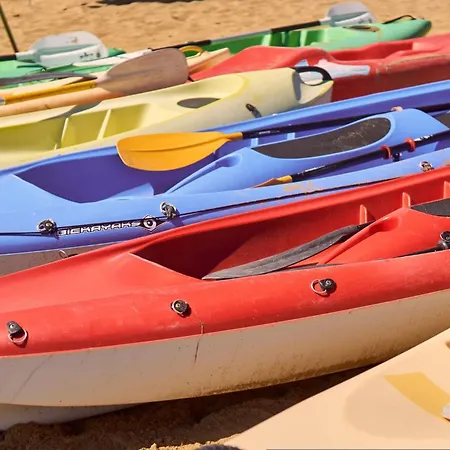 Bright Near The In Apartamento *