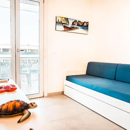 Bright Near The In Apartamento *