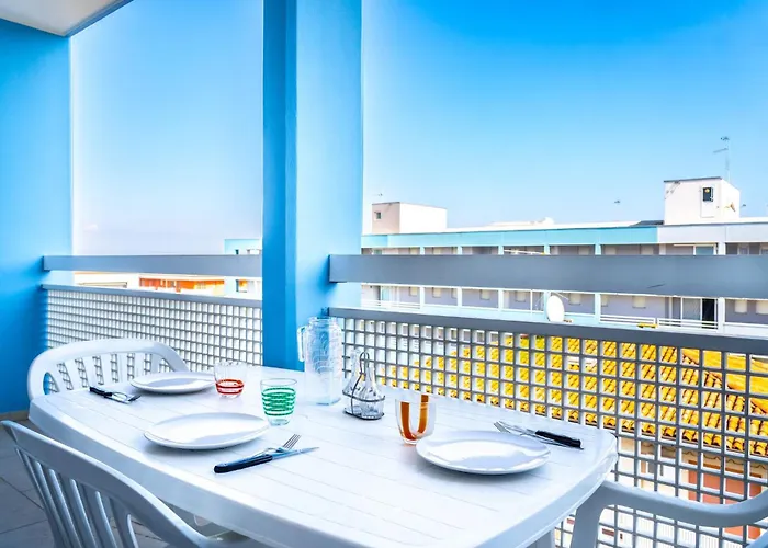 Bright Near The In 비비오네